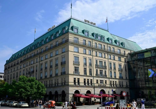 Prestiżowy hotel wystawiony na sprzedaż. Astronomiczna cena