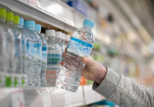 MF zabrało głos w sprawie VAT-u na butelkowaną wodę