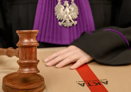 Właśnie się dowiedziałem, że komornik może zabrać pieniądze każdemu. Ministerstwo potwierdziło