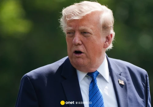 38-latek robił zdjęcia na polu golfowym Donalda Trumpa. Miał przy sobie amunicję