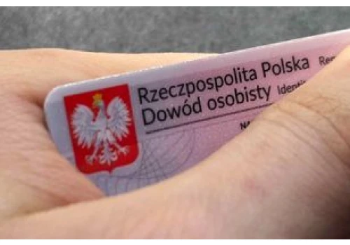 Zastrzeż PESEL przed urlopem. Opcję znajdziesz w mObywatelu