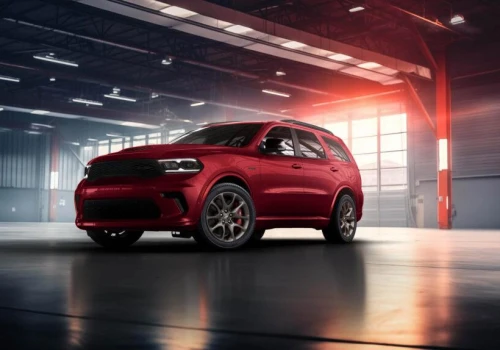 Dodge Durango V8 2027 otrzymuje czerwony lakier Redeye