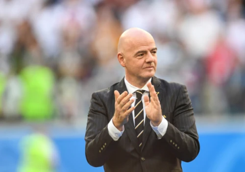 Głos za Infantino albo brak pieniędzy? Książę oskarża FIFA o szantaż