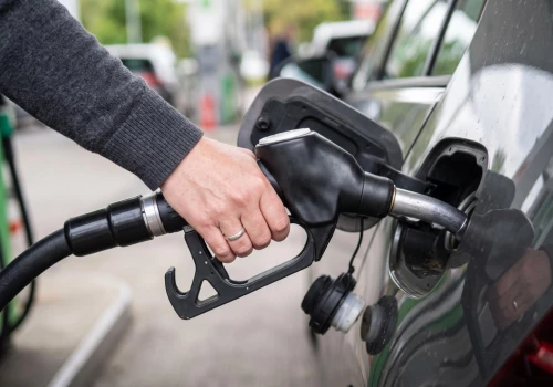 Hurtowe ceny paliw 05.08.2026. Ostre cięcia w cennikach Orlenu i Aramco, wreszcie wi…