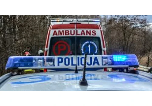 Potrącenie pieszego na drodze Grębów – Wydrza. 68-latek trafił do szpitala