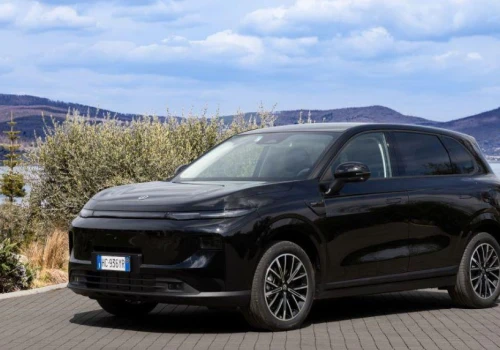 Nowy Leapmotor B10 – świetny lipiec na rynku elektrycznych samochodów w Hiszpanii
