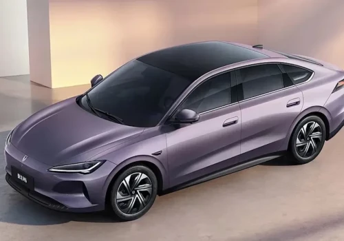 Jetta M6 oficjalnie. Pierwszy elektryczny sedan marki ma 197 KM
