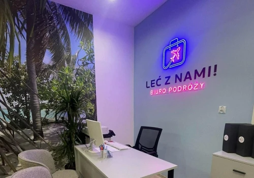 Leć z Nami! otworzyło trzeci oddział w Rzeszowie. Nowa lokalizacja już działa w Galerii Rzeszów