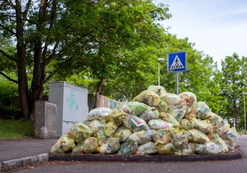 Polska miała zebrać 100 proc. plastikowych butelek. WEI mówi o statystycznej iluzji