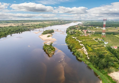 Hydrolog: w Annopolu najniższy stan wody na Wiśle od ponad 70 lat