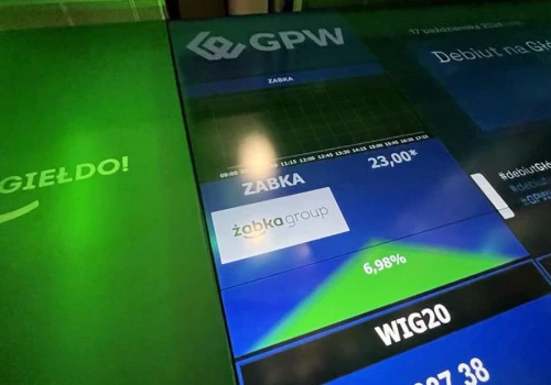 Analityk widzi szanse na pozostanie Żabki na GPW