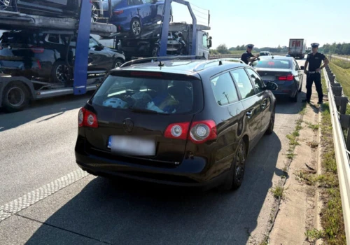 Pościg na S8. Piotrkowscy policjanci zatrzymali włamywacza z Lublina