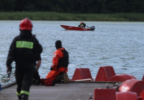 Druhowie OSP reanimowali chłopaka który utonął. Odzyskał życie