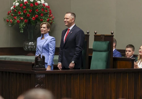 Nawrocki od roku prezydentem. Zapytali Polaków o ocenę