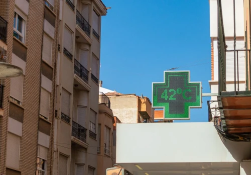 Andaluzyjski patent zamiast klimatyzacji. Potrzebujesz tylko bawełny i wody