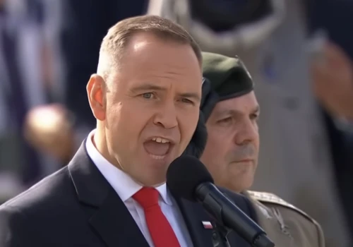 Francuzi piszą o Nawrockim, TAK go nazwali. „Uniezależnił się od swojego mentora”