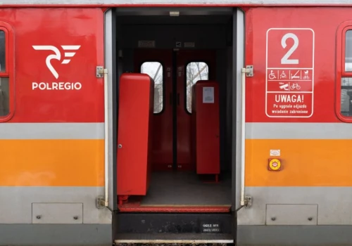 Nowe pociągi trafią na polskie tory. Umowa za ponad 214 mln podpisana