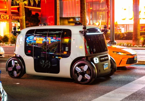 Robotaxi bez kierownicy ruszają w USA. Historyczna zgoda dla autonomicznych taksówek