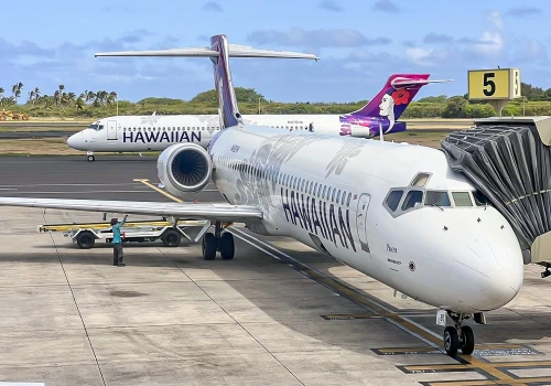 Hawaiian Airlines wymienią Boeingi B717 na B737-800