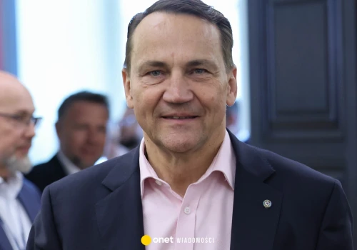 Radosław Sikorski uderza w Karola Nawrockiego. 