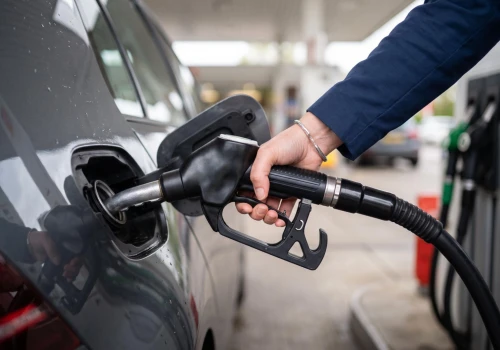 Hurtowe ceny paliw 06.08.2026. Potężne obniżki w cennikach, diesel tanieje o ponad 2…