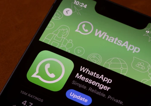 Wiceminister ofiarą oszustów. Tak działają fałszywe konkursy na WhatsApp