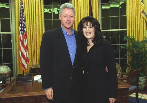 Od skandalu w Białym Domu do nowego życia. Monica Lewinsky zachwyciła na nagraniu. WIDEO