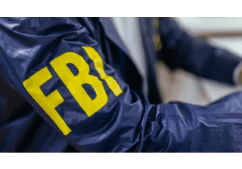 Pragmatyzm czy pułapka? FBI współpracuje z Chinami i Rosją