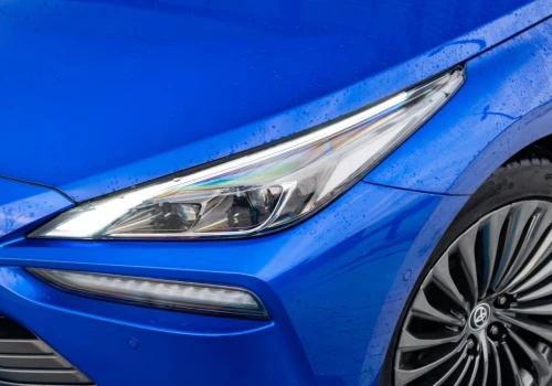 Nowy, duży sedan Toyoty za 134 900 zł. Poczujesz się wyjątkowy