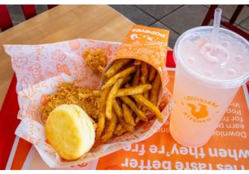 Rywal KFC szturmem podbija Polskę. Takiej restauracji jeszcze nie było