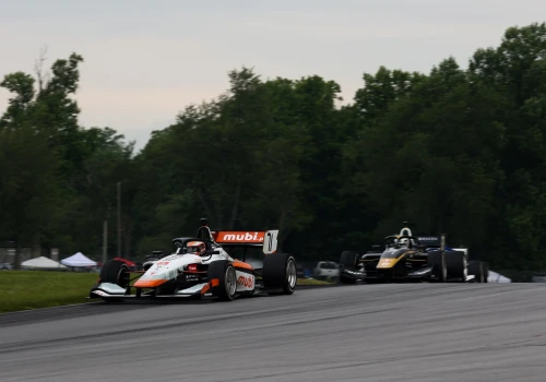 Wyprawa na drugi brzeg Ameryki – Tymek Kucharczyk w INDY NXT w Portland na żywo w Motowizji