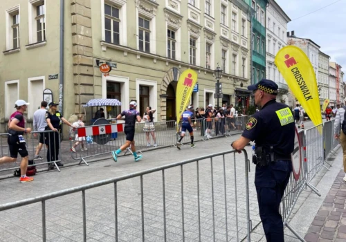 Houston, mamy problem. 18 tysięcy biegaczy kontra druga tura wyborów prezydenckich