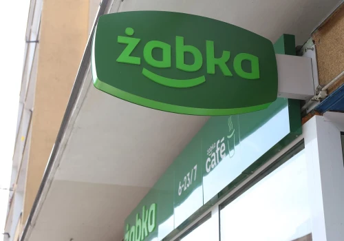Cyberatak na Żabkę. Prokuratura bada sprawę wielkiego wycieku danych. 