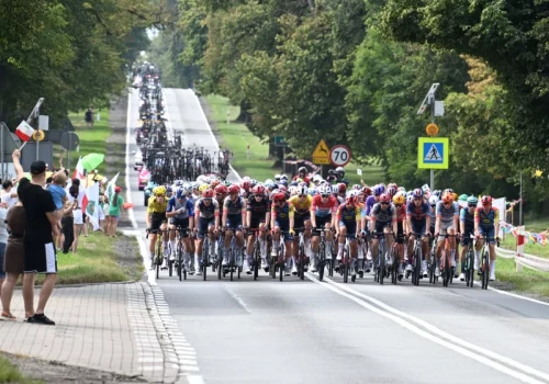 Gigantyczna kraksa na trasie Tour de Pologne! Są poszkodowani