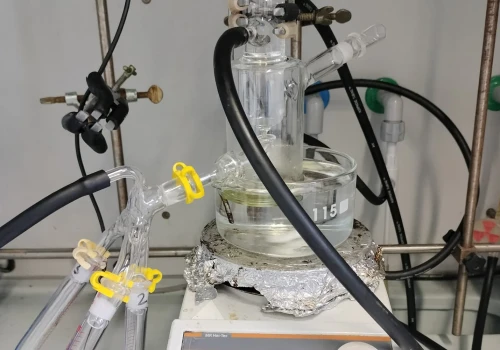 Jak chemicy z UW przechytrzyli termodynamikę. Oleje roślinne zamiast ropy naftowej