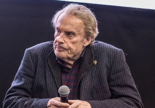 Oburzony Daniel Olbrychski napisał do Donalda Tuska. 