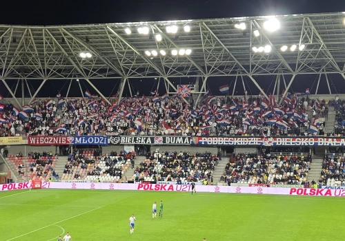 Pierwszy mecz u siebie po awansie. Podbeskidzie zagra z Lechią Gdańsk na nowej murawie