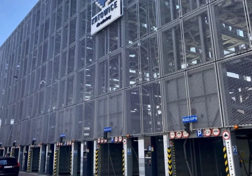 Dzień dobry Katowice. Miasto chce wynająć maszyny parkingowe przedsiębiorcom