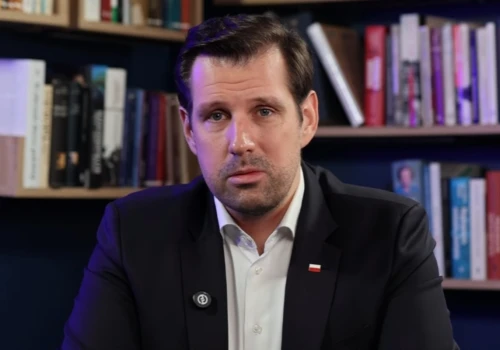 Ściągnęli miliony imigrantów bez weryfikacji. Teraz Bocheński z PiS deklaruje, że będzie deportował bezrobotnych Ukraińców