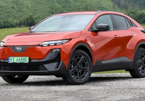 Subaru Uncharted AWD potrafi pokazać pazur. 343 KM i ponad 430 km zasięgu