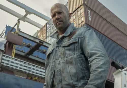 Tak Jason Statham kopie tyłki na planie. Wideo pokazuje, jak robi wszystko sam.