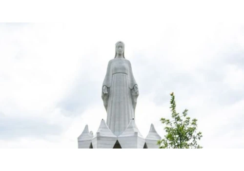 Najwyższa figura maryjna w Europie jest już gotowa, 15 sierpnia uroczystość jej poświęcenia