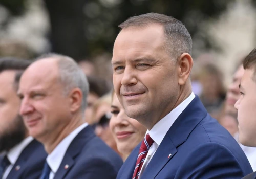 Karol Nawrocki patronem paktu senackiego? Szefernaker ujawnia