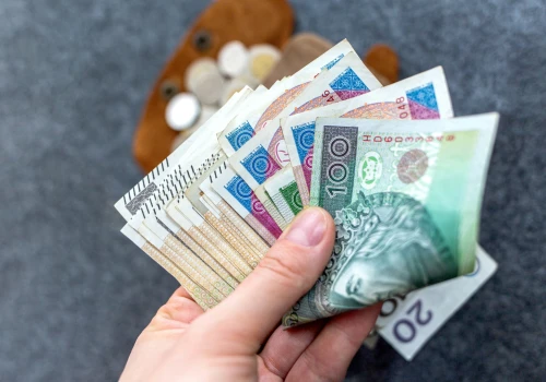 Ponad 4500 zł wypłaty co miesiąc. Od 56. roku życia przysługuje specjalne świadczenie