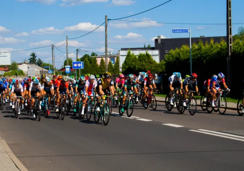 Zakopianka czasowo wstrzymana: Tour de Pologne powoduje utrudnienia na Podhalu