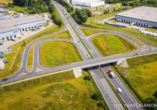 Szykuję się na rajd trzypasmową ekspresówką. Dobrze widzicie: w Polsce