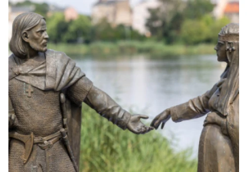 Pomnik brzemiennej Dobrawy ma przyciągnąć do Gniezna pary starające się o dziecko