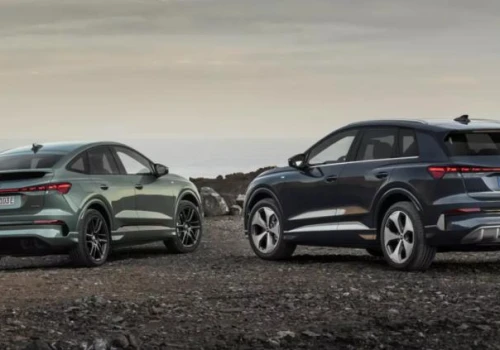 Audi Q4 e-tron po liftingu zaskakuje. Z zewnątrz prawie bez zmian, ale wnętrze to nowy świat