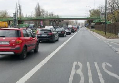 Buspasy dla elektryków. Kierowcy mogą być jeszcze długo spokojni
