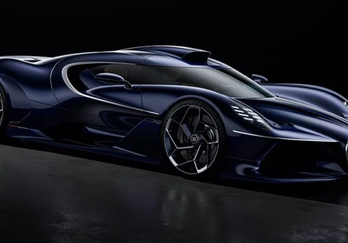 Bugatti Destrier - Rzeźba prędkości